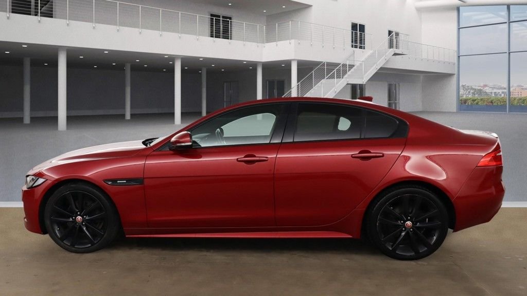 Used Jaguar XE 2018 for sale - 76923945: Photo 6