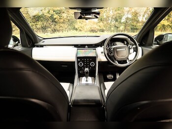 Used Land Rover Discovery Sport 2020 for sale - 78124042: Photo