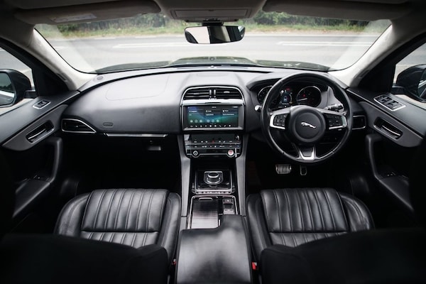 Used Jaguar F-Pace 2019 for sale - 75397853: Photo 16
