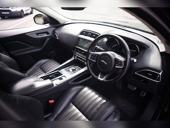 Used Jaguar F-Pace 2019 for sale - 75397853: Photo