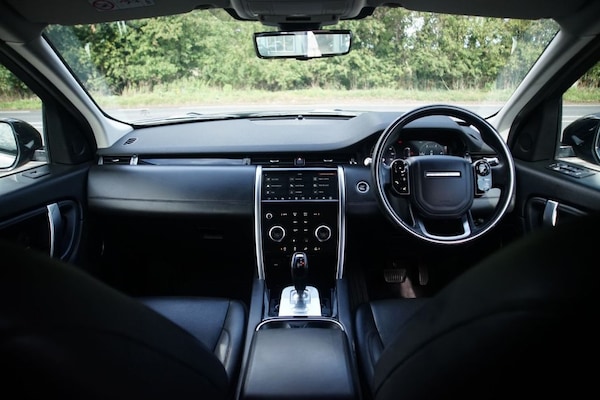 Used Land Rover Discovery Sport 2020 for sale - 76185205: Photo 3
