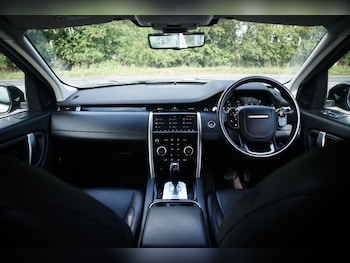 Used Land Rover Discovery Sport 2020 for sale - 76185205: Photo 3