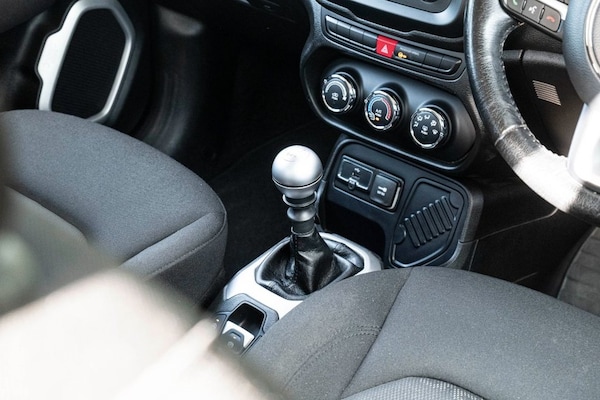 Used Jeep Renegade 2016 for sale - 76223868: Photo 15