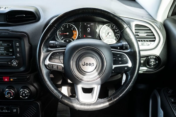 Used Jeep Renegade 2016 for sale - 76223868: Photo 8