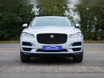 Used Jaguar F-Pace 2019 for sale - 79708155: Photo