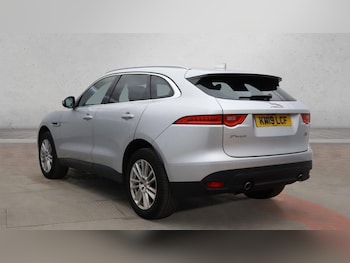 Used Jaguar F-Pace 2019 for sale - 79619194: Photo