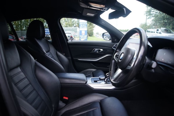 Used BMW 3 Series 2021 for sale - 76081181: Photo 32