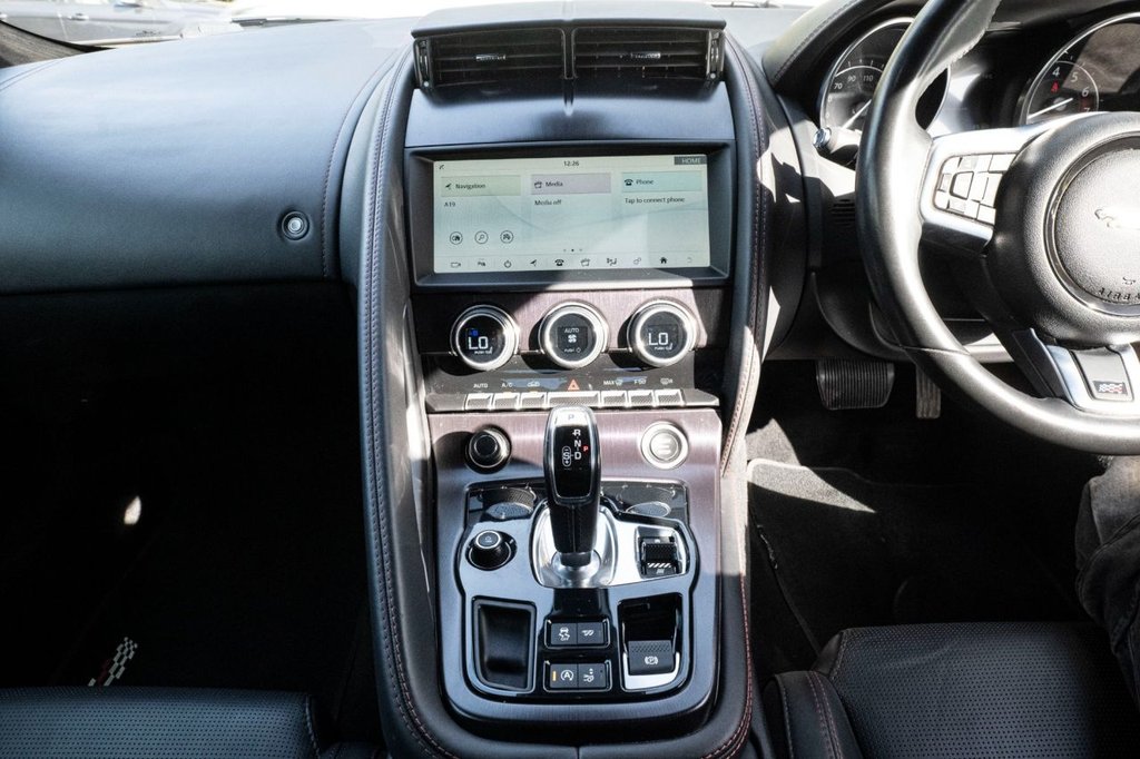 Used Jaguar F-Type 2019 for sale - 76792011: Photo 11