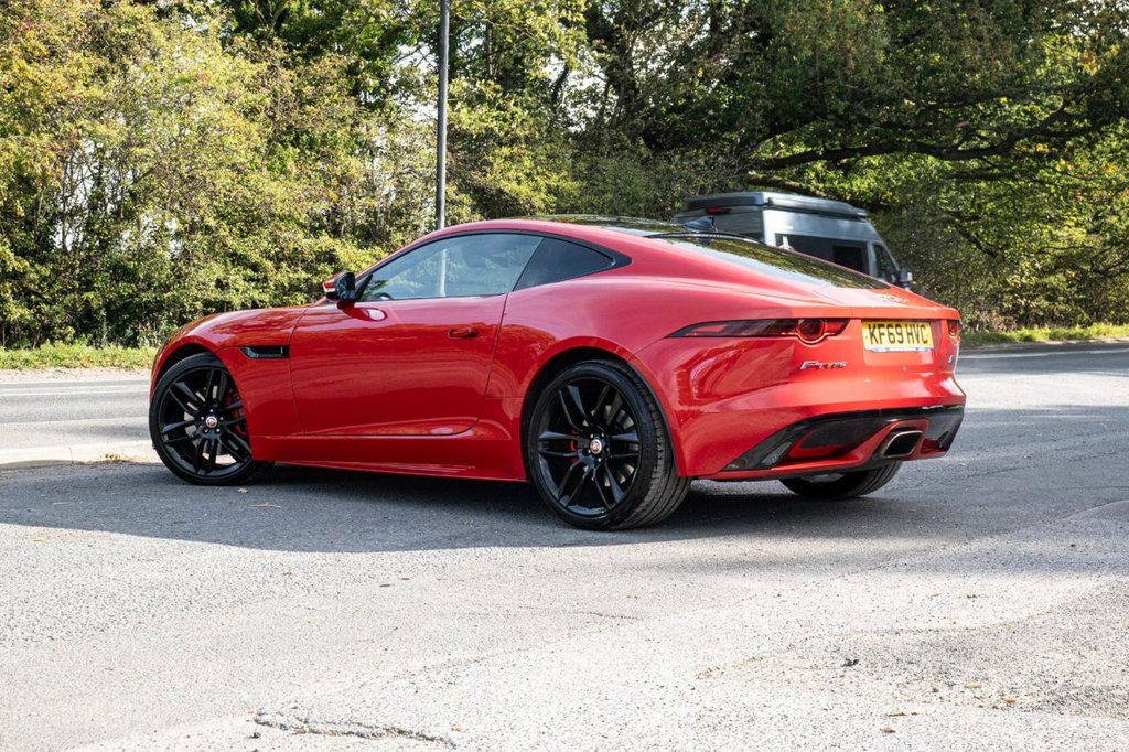 Used Jaguar F-Type 2019 for sale - 76792011: Photo 2