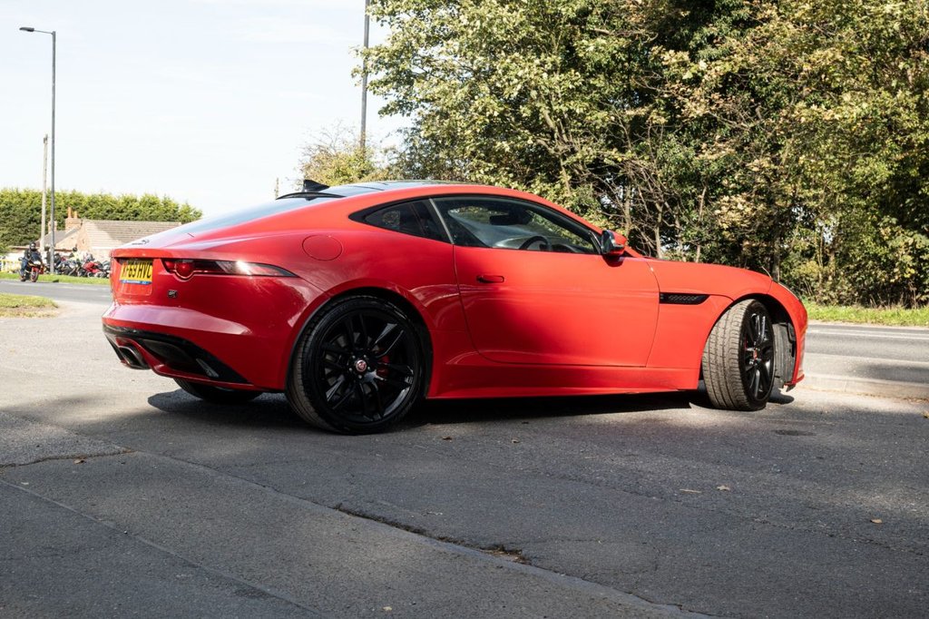 Used Jaguar F-Type 2019 for sale - 76792011: Photo 6