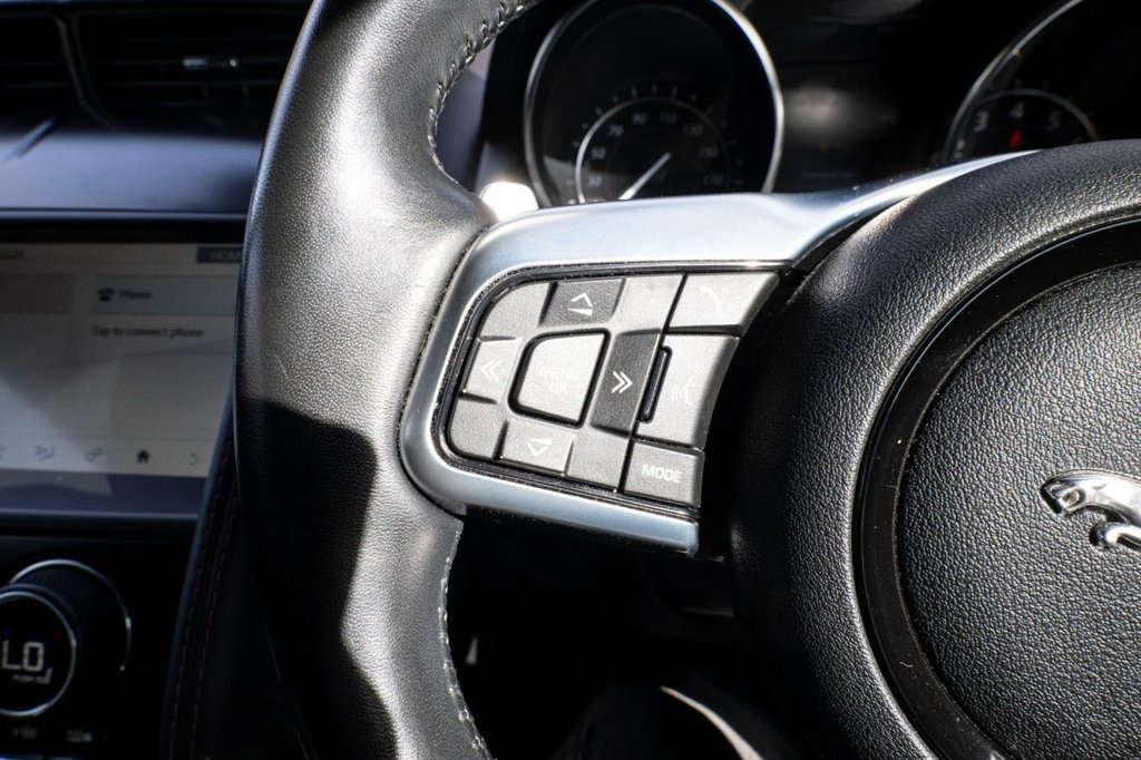 Used Jaguar F-Type 2019 for sale - 76792011: Photo 8