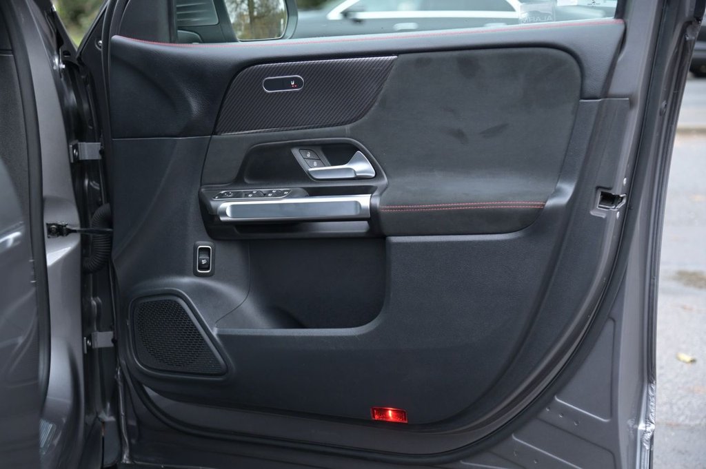 Used Mercedes-Benz GLB 2021 for sale - 76582694: Photo 31