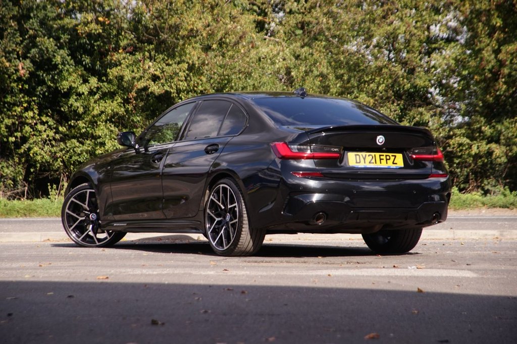 Used BMW 3 Series 2021 for sale - 76941519: Photo 2