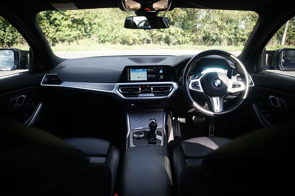 Used BMW 3 Series 2021 for sale - 76941519: Photo 3