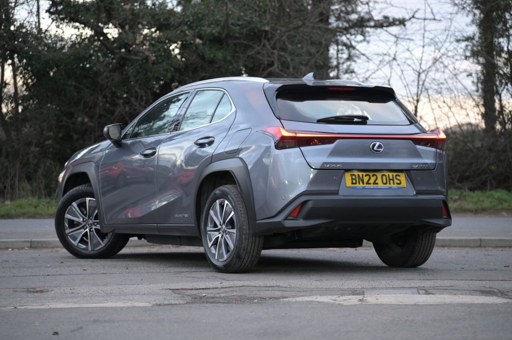 Used Lexus UX 2022 for sale - 76910360: Photo 2
