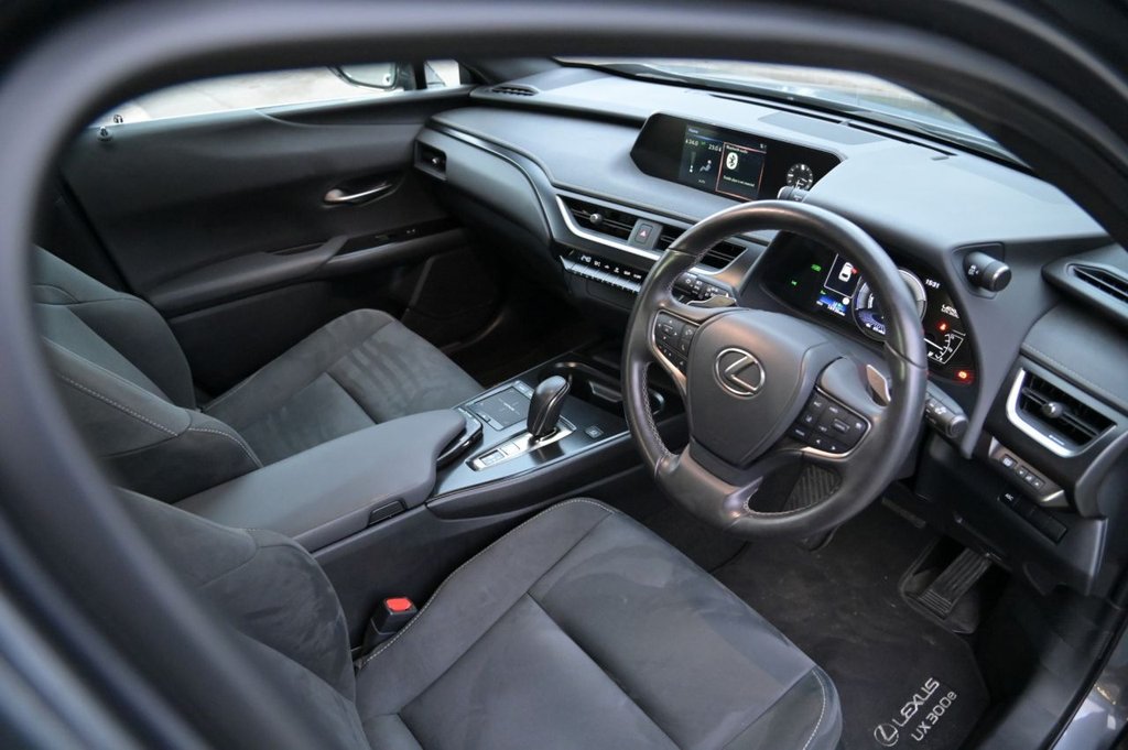 Used Lexus UX 2022 for sale - 76910360: Photo 34