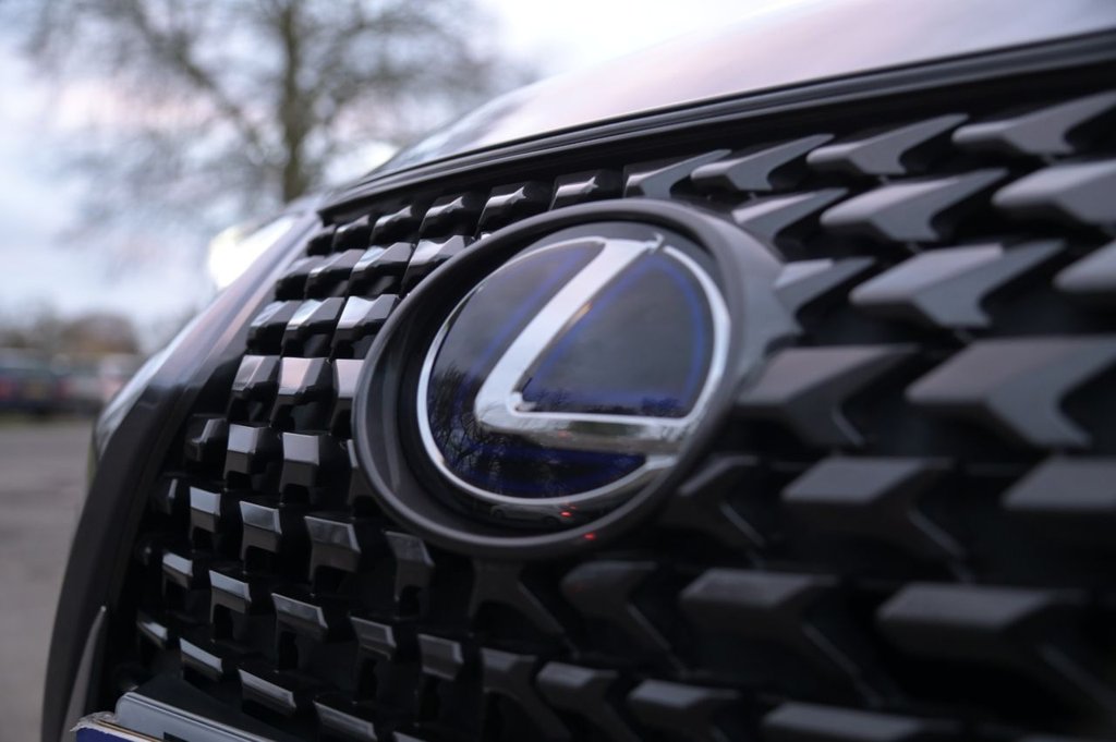 Used Lexus UX 2022 for sale - 76910360: Photo 40