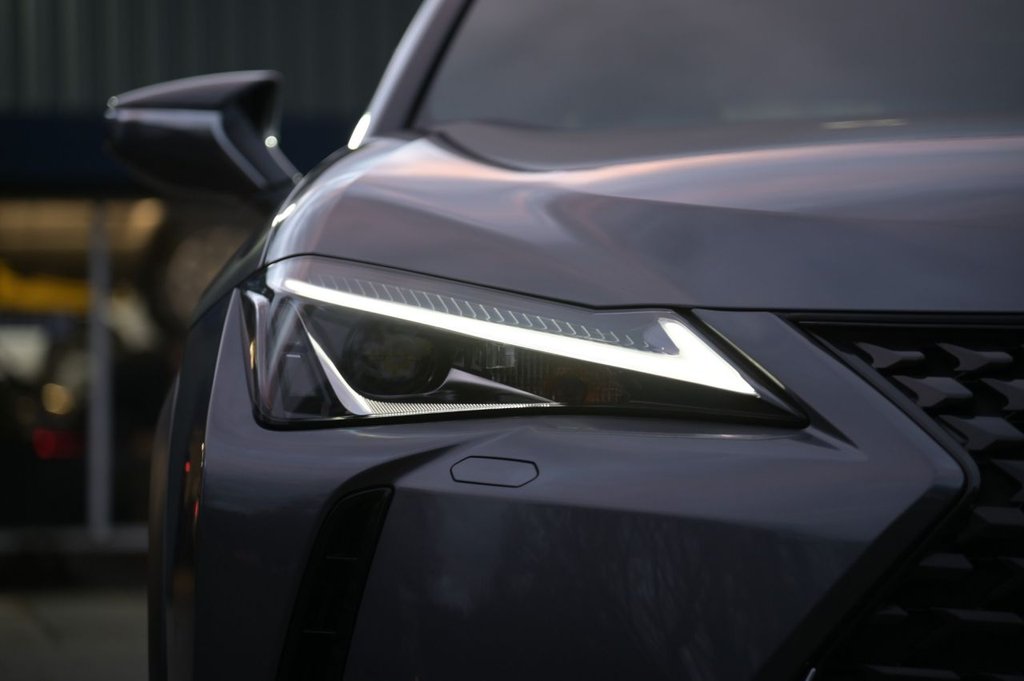 Used Lexus UX 2022 for sale - 76910360: Photo 41