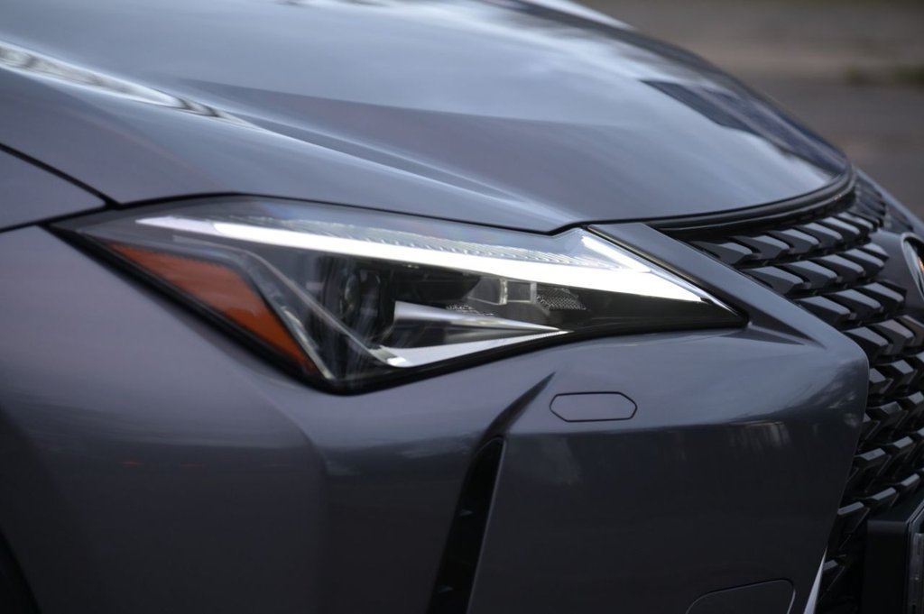 Used Lexus UX 2022 for sale - 76910360: Photo 42