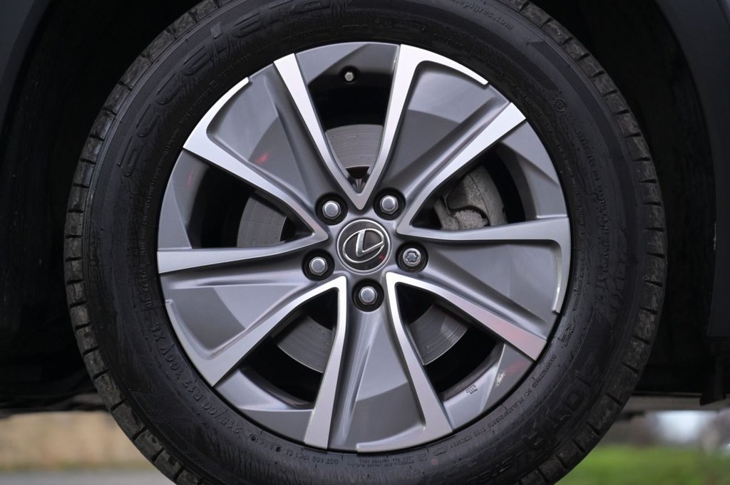 Used Lexus UX 2022 for sale - 76910360: Photo 44