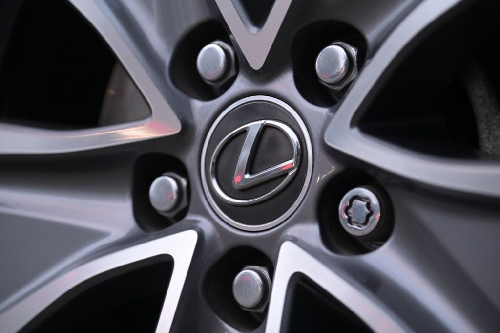 Used Lexus UX 2022 for sale - 76910360: Photo 46