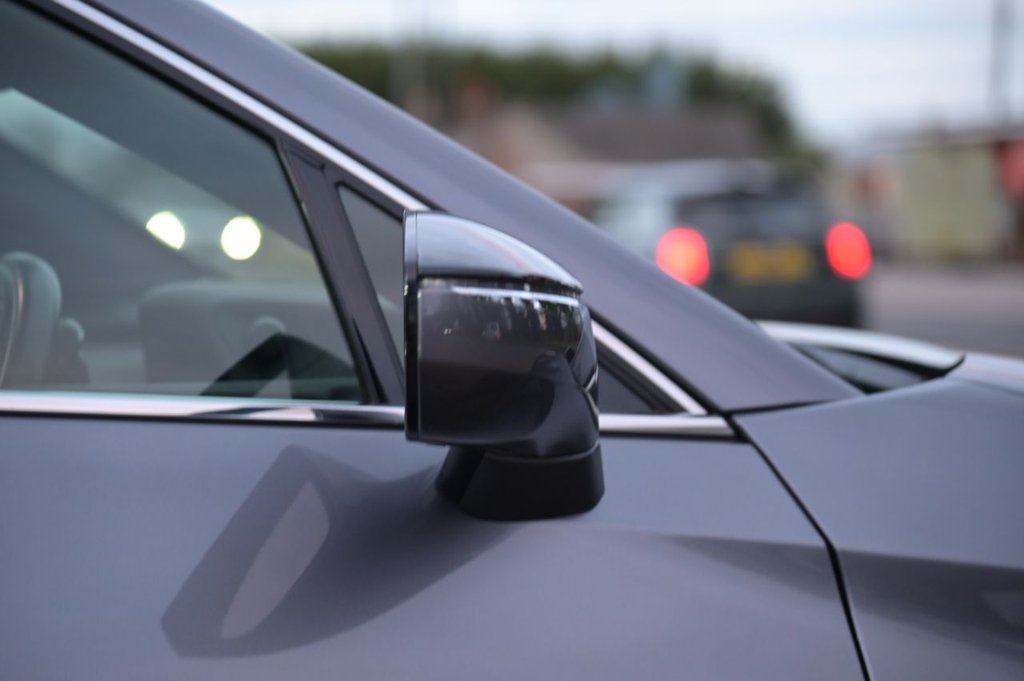 Used Lexus UX 2022 for sale - 76910360: Photo 48