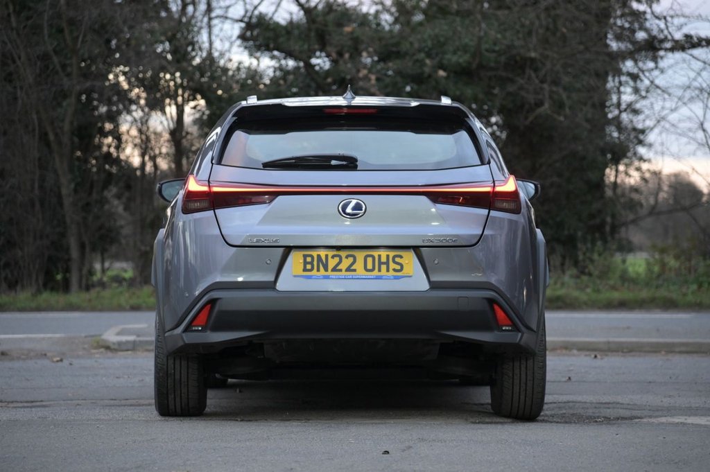 Used Lexus UX 2022 for sale - 76910360: Photo 5