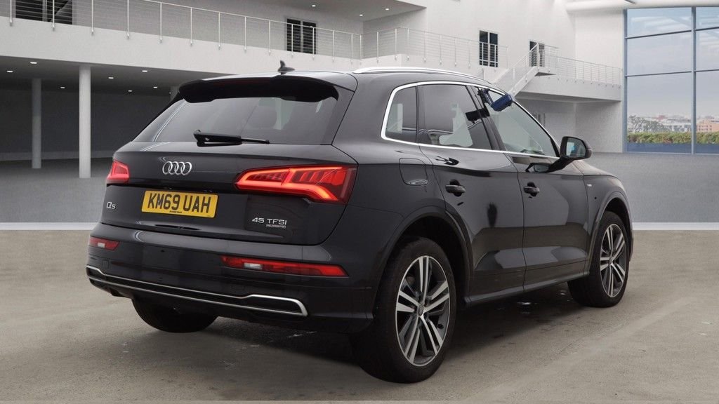 Used Audi Q5 2019 for sale - 77122143: Photo 2
