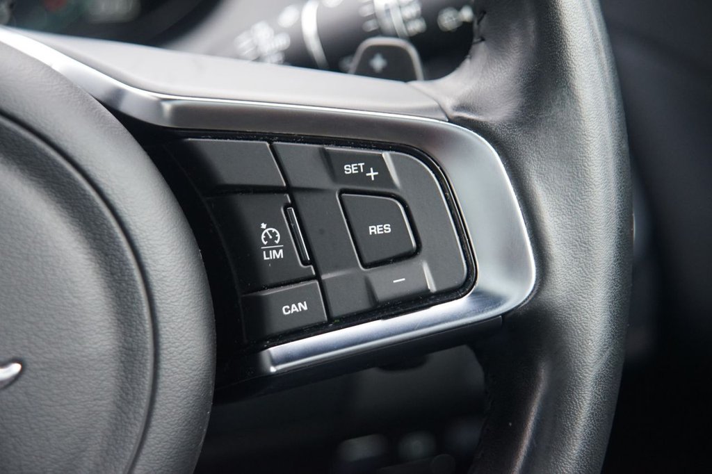 Used Jaguar E-Pace 2020 for sale - 78002282: Photo 13