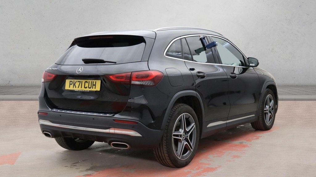 Used Mercedes-Benz GLA 2021 for sale - 78003311: Photo 2