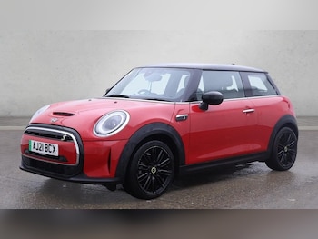 Used MINI Hatch 2021 for sale - 77065302: Photo