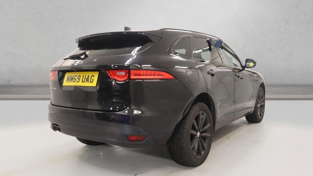 Used Jaguar F-Pace 2019 for sale - 77302821: Photo 2
