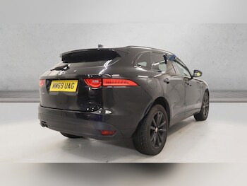 Used Jaguar F-Pace 2019 for sale - 77302821: Photo