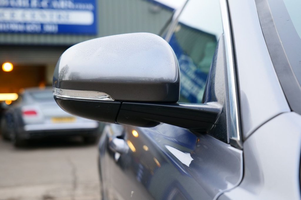 Used Jaguar XE 2019 for sale - 77276081: Photo 40