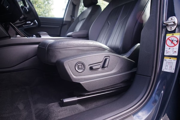 Used Audi Q8 e-tron 2023 for sale - 75585586: Photo 25