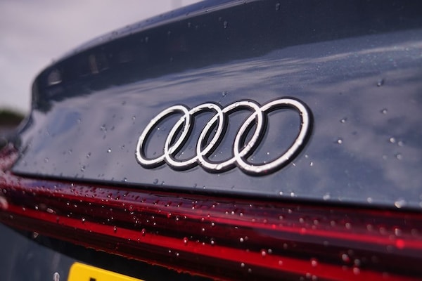 Used Audi Q8 e-tron 2023 for sale - 75585586: Photo 43