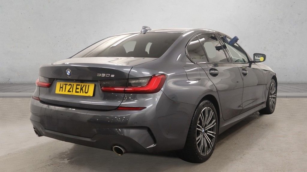 Used BMW 3 Series 2021 for sale - 76582780: Photo 2