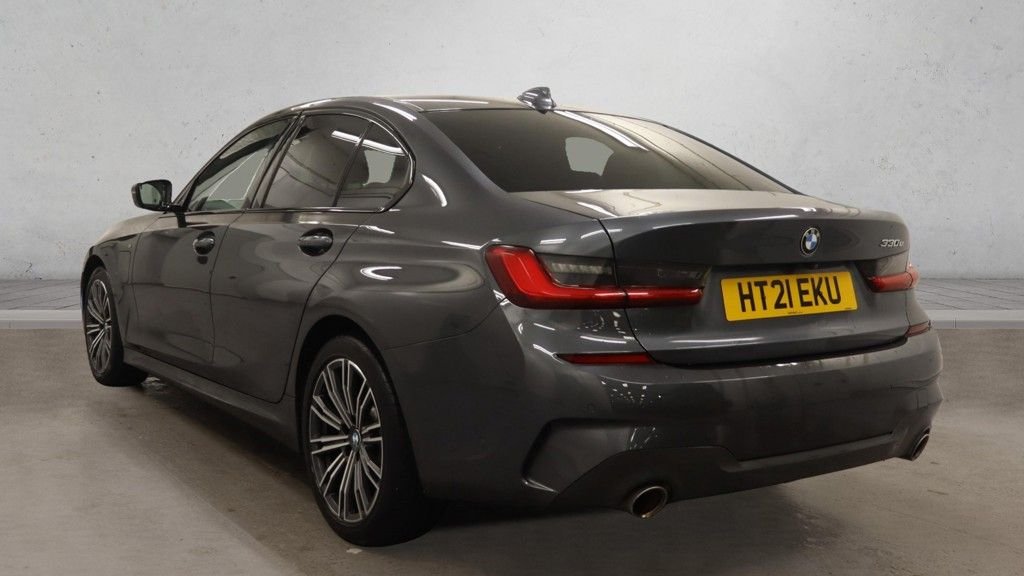 Used BMW 3 Series 2021 for sale - 76582780: Photo 3