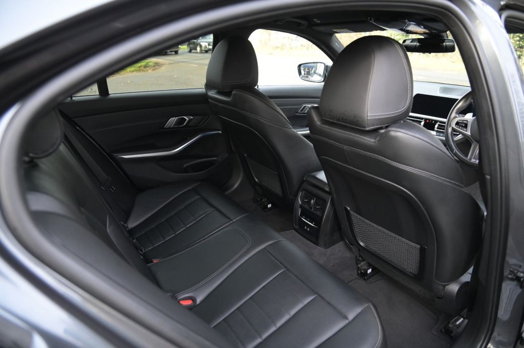 Used BMW 3 Series 2021 for sale - 76582780: Photo 33