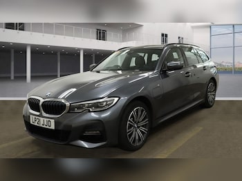 Used BMW 3 Series 2021 for sale - 75716198: Photo