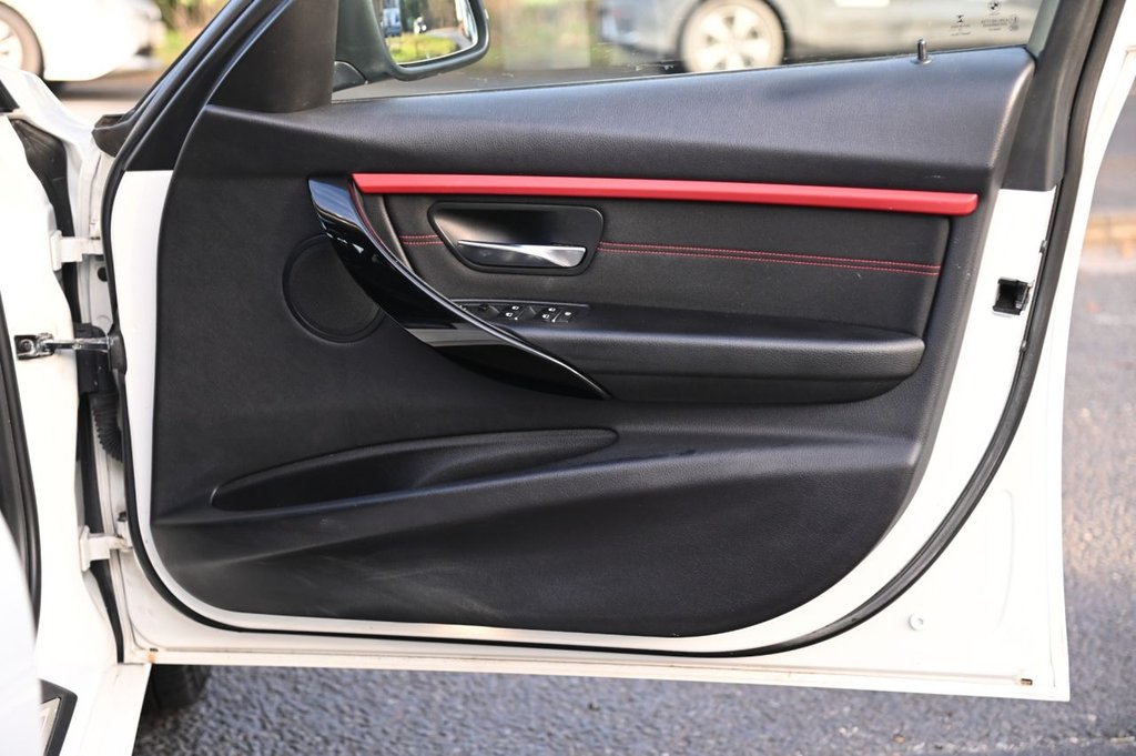 Used BMW 3 Series 2016 for sale - 76900623: Photo 30