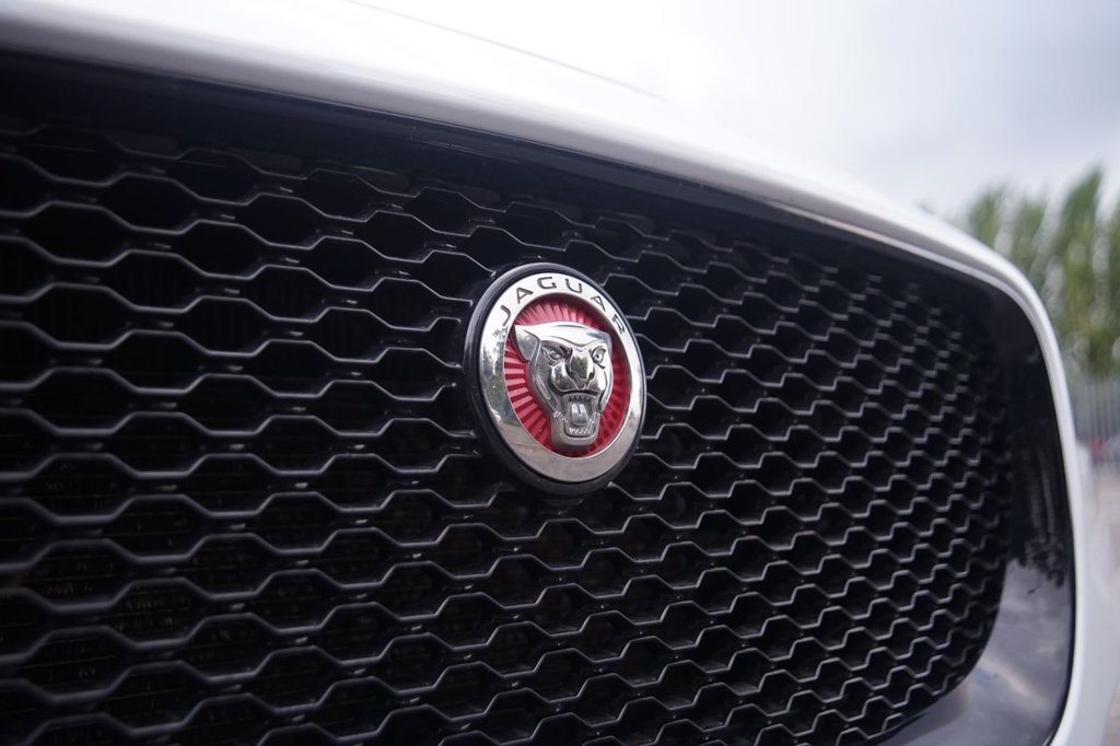 Used Jaguar F-Pace 2019 for sale - 75912270: Photo 31