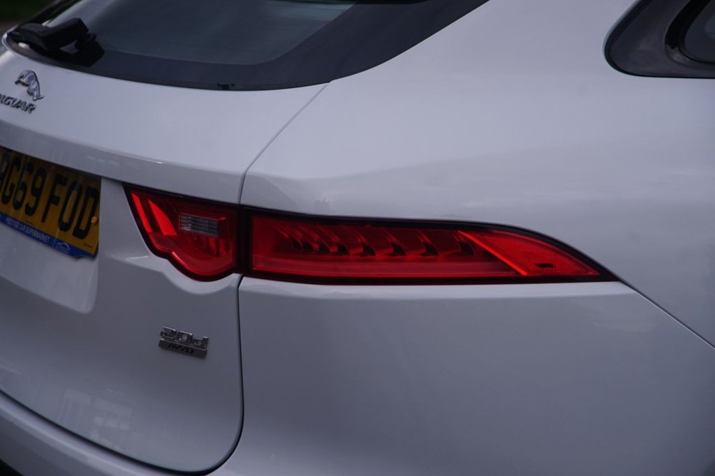 Used Jaguar F-Pace 2019 for sale - 75912270: Photo 40