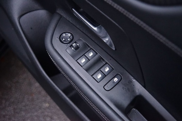 Used Vauxhall Mokka Electric 2023 for sale - 76245429: Photo 28