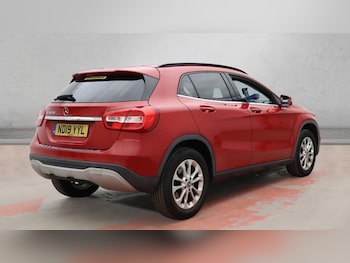Used Mercedes-Benz GLA 2019 for sale - 78725460: Photo