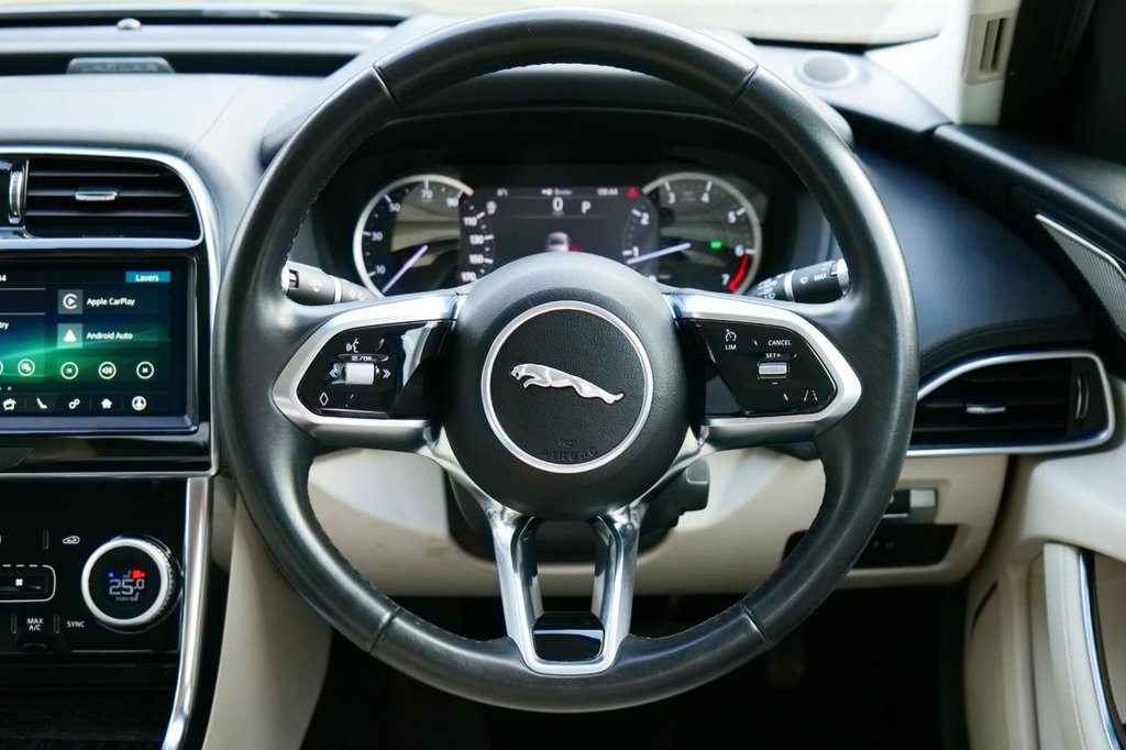 Used Jaguar XE 2019 for sale - 77879353: Photo 10