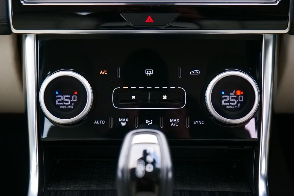 Used Jaguar XE 2019 for sale - 77879353: Photo 18