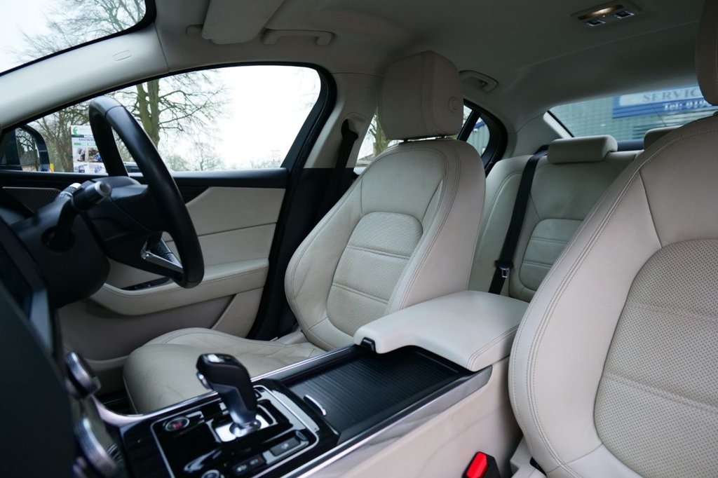 Used Jaguar XE 2019 for sale - 77879353: Photo 24