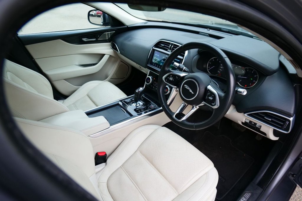 Used Jaguar XE 2019 for sale - 77879353: Photo 29