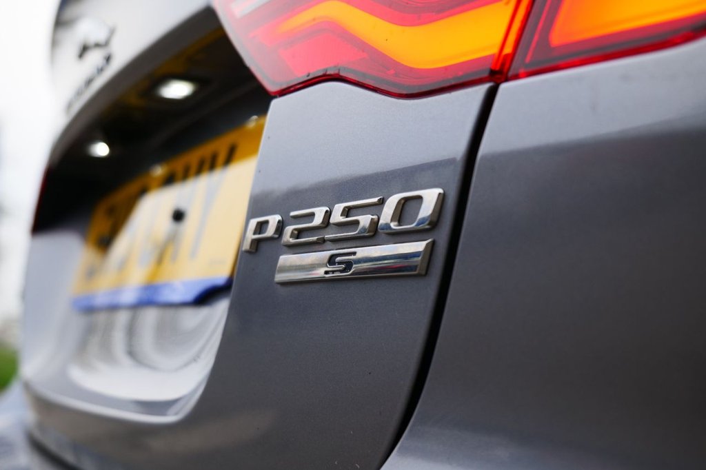 Used Jaguar XE 2019 for sale - 77879353: Photo 46